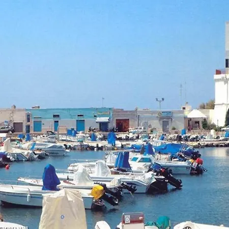 Salento Delizioso Appartamento Con Ampia Corte Torre San Giovanni Ugento Exterior photo